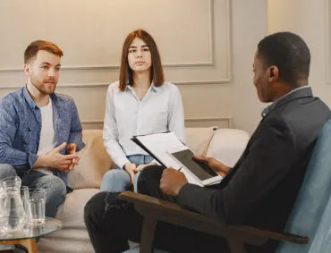 İlişkilerde İletişim Sorunları ve Çözümleri